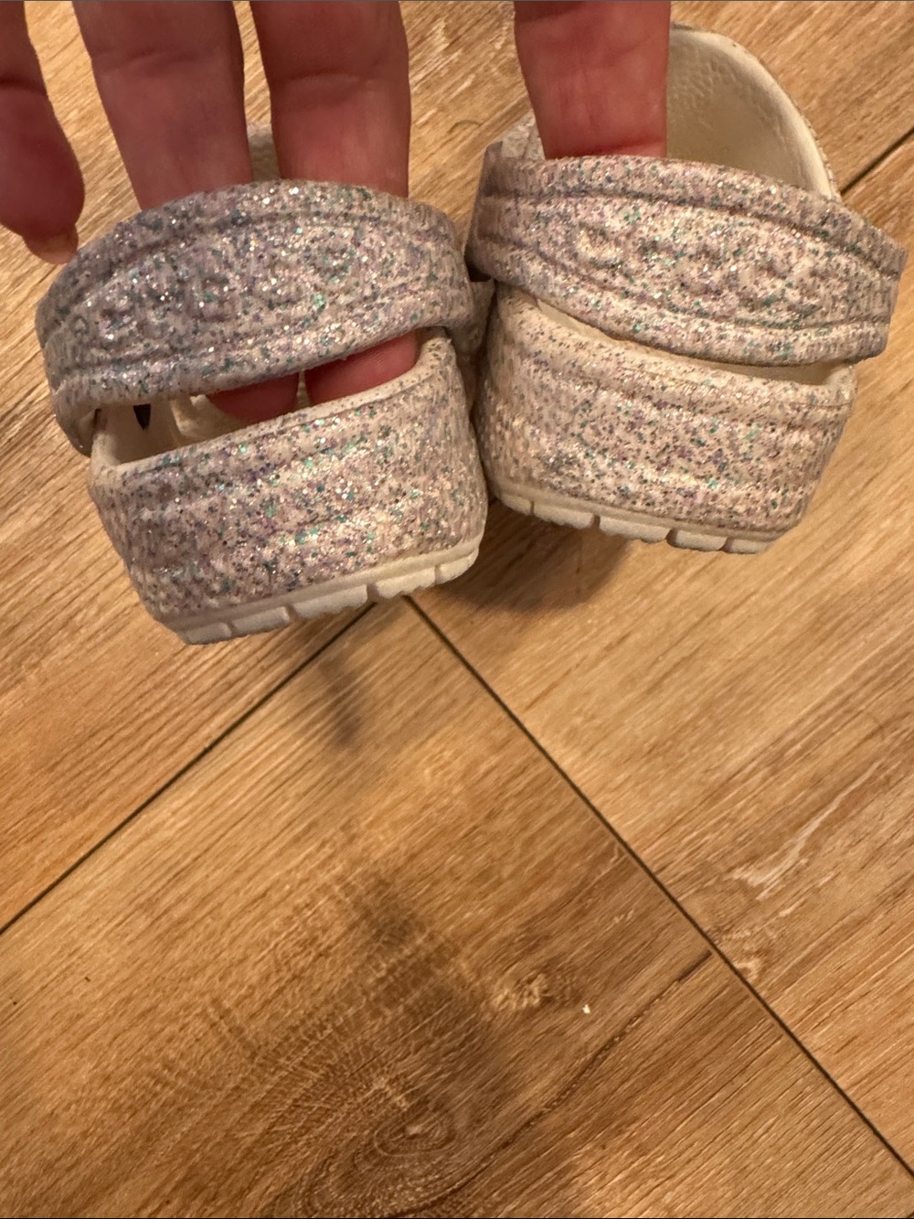 CROCS little Kids Glitter Clogs - Pink and Silver Sparkle - Picture 4 of 4